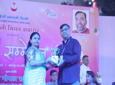 कवि सम्मेलन की एक झलक, बाबरपुर बस टर्मिनल, दिल्ली
