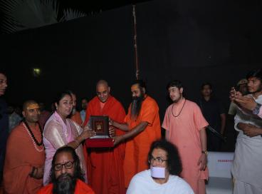 दिल्ली सरकार द्वारा दिनांक 30 मार्च, 2025 को हिन्दू नव वर्ष के अवसर पर विधानसभा लॉन, पुराना सचिवालय, दिल्ली-54 में  “कैलाश खेर एवं कैलाशा बैंड की संगीतमय प्रस्तुति” कार्यक्रम का आयोजन