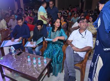 "कला के रंग बच्चों के संग" बाल उत्सव - 2025 में बच्चों ने अपनी रचनात्मकता का अद्भुत प्रदर्शन किया। 26 जून, 2025 को 9, पश्चिम मार्ग, कल्याण केंद्र, वसंत विहार, दिल्ली-57 में प्रस्तुत कलाकृतियाँ और नाटक की नन्हे कलाकारों की कमाल की प्रस्तुतियाँ!
