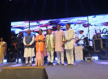 दिल्ली सरकार द्वारा दिनांक 30 मार्च, 2025 को हिन्दू नव वर्ष के अवसर पर विधानसभा लॉन, पुराना सचिवालय, दिल्ली-54 में  “कैलाश खेर एवं कैलाशा बैंड की संगीतमय प्रस्तुति” कार्यक्रम का आयोजन