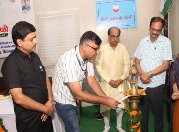 हिन्दी दिवस के उपलक्ष्य में आयोजित युवा काव्य गोष्ठी की एक झलक