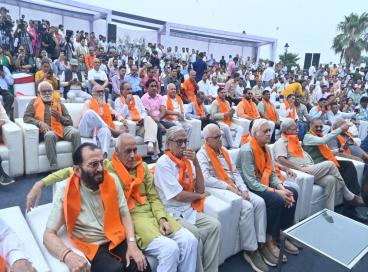 दिनांक 25 मार्च, 2025 को सेन्ट्रल पार्क, राजीव चौक, नई दिल्ली में 'संविधान हत्या दिवस' के अवसर पर एक प्रदर्शनी का आयोजन 