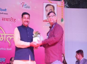 कवि सम्मेलन की एक झलक, बाबरपुर बस टर्मिनल, दिल्ली
