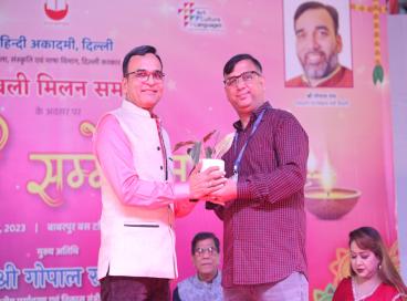 कवि सम्मेलन की एक झलक, बाबरपुर बस टर्मिनल, दिल्ली