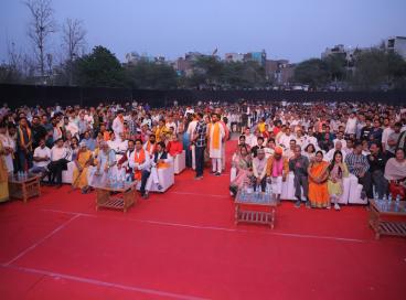  हिंदी अकादमी द्वारा दिनांक 16 मार्च, 2025 को ढाई पुस्ता, सोनिया विहार क्रिकेट मैदान, करावल नगर, दिल्ली में होली के अवसर पर आयोजित कार्यक्रम  “करावल नगर की होली – कपिल मिश्रा के संग “ की कुछ मनभावन झलकियाँ