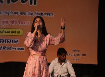 हिन्दी भवन में भजन संध्या के  आयोजन की  कुछ झलकियां