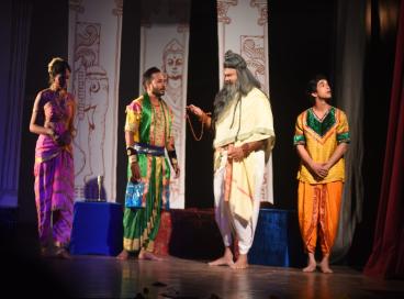 नाटक चित्रलेखा की एक झलक 