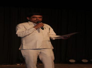 शंकर लाल हॉल में आयोजित नाटक मुआवजा के छायाचित्र
